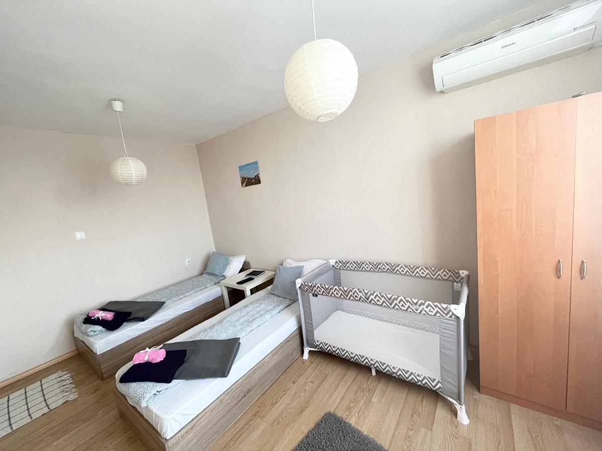 Airport Apartment Sofia Extérieur photo